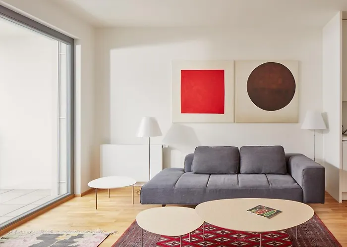 Days - Spacious With Balcony By The Vltava River In Karlin *