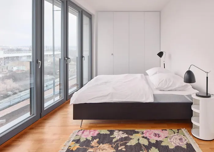דירה Days - Spacious With Balcony By The Vltava River In Karlin פראג