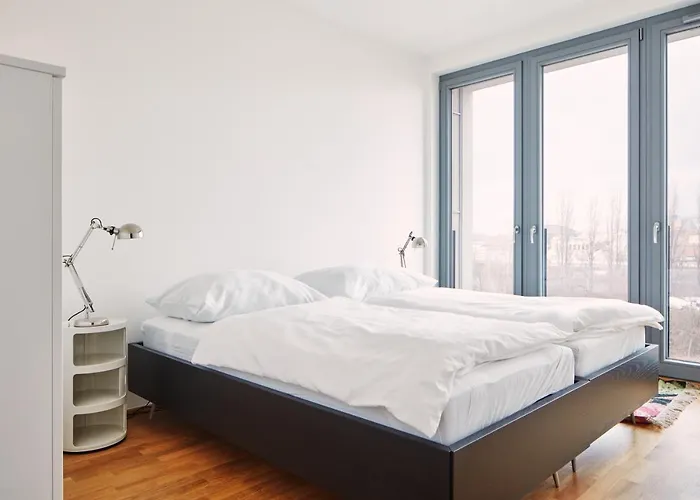 דירה Days - Spacious With Balcony By The Vltava River In Karlin *
